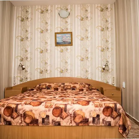 за гости